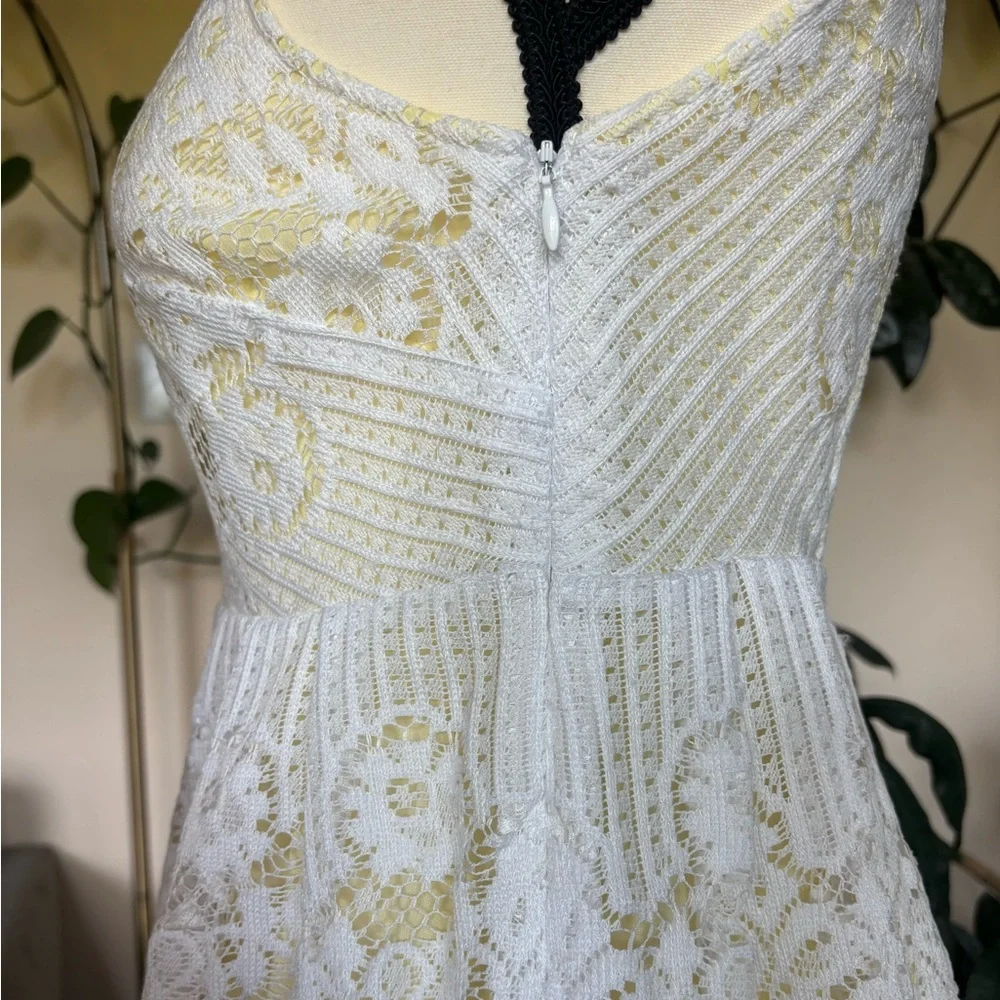 Free People White Lace Dress with Yellow Lining - Picture 3 of 7